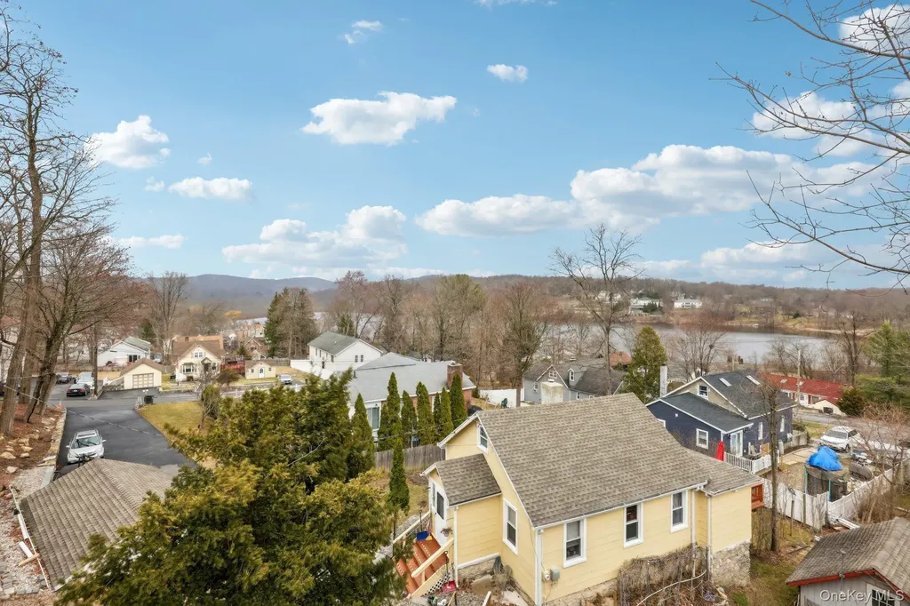 29 Fairway Mahopac NY 10541
