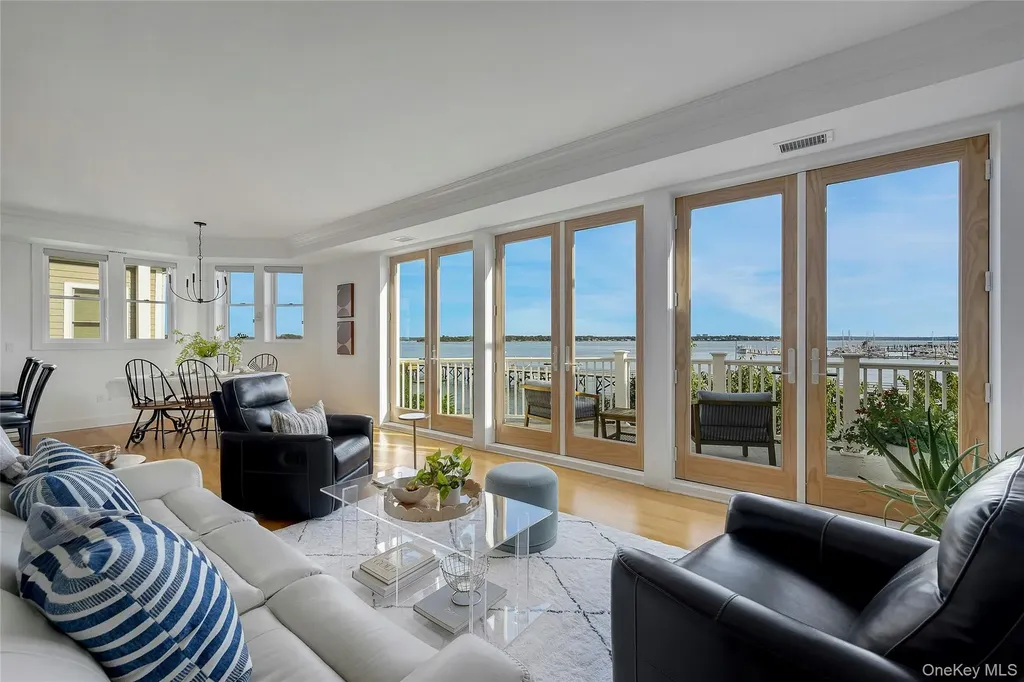 39 Island Point Bronx NY 10464