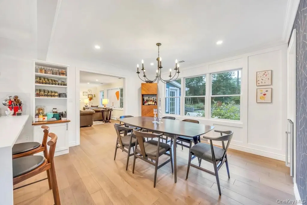 12 Teapot Lane Smithtown NY 11787
