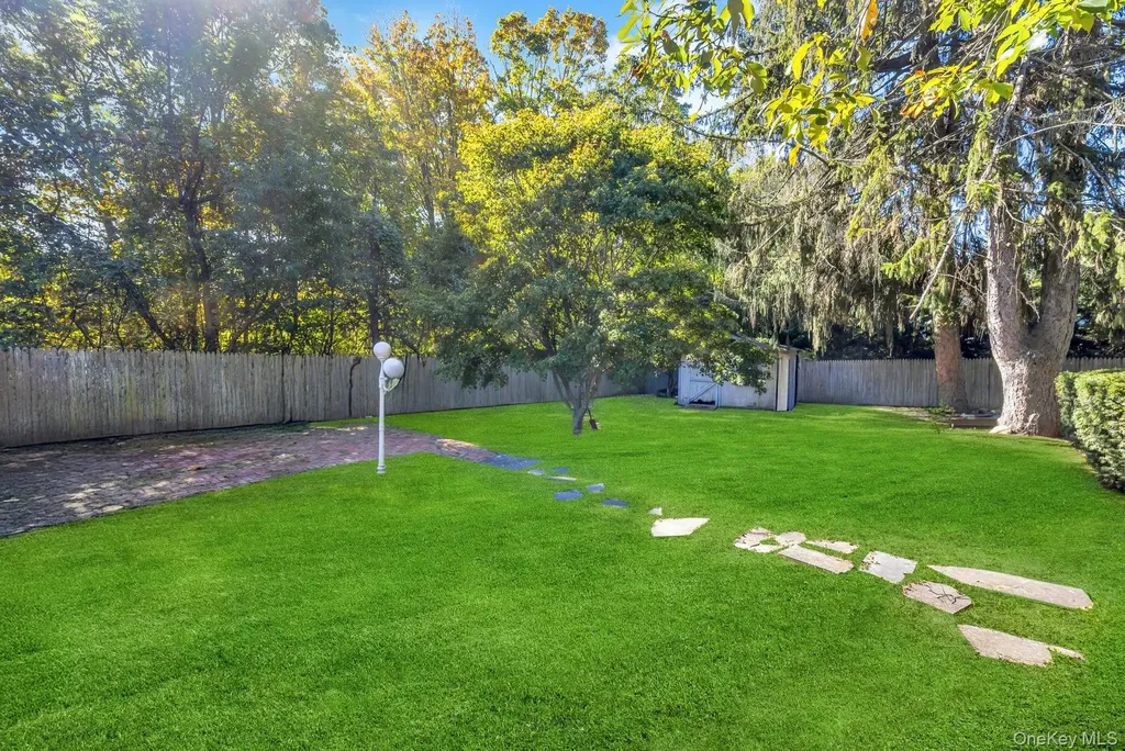432 Kime Avenue West Islip NY 11795