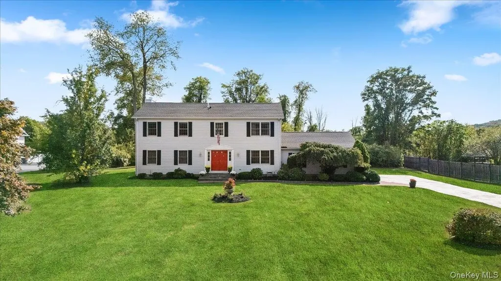 38 Somerset Drive Patterson NY 12563