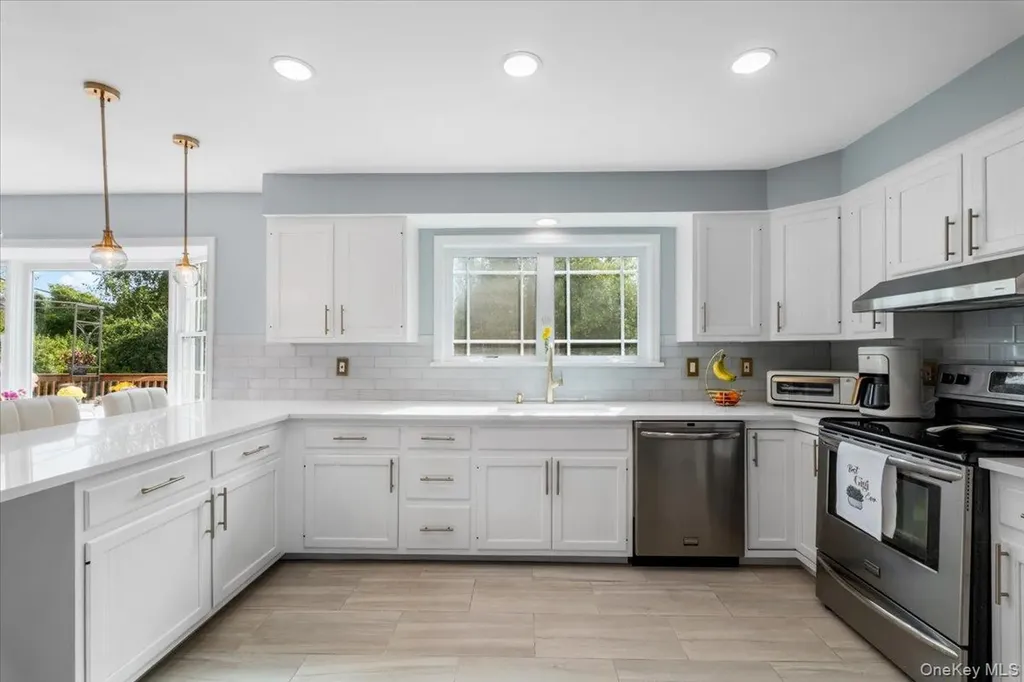 38 Somerset Drive Patterson NY 12563