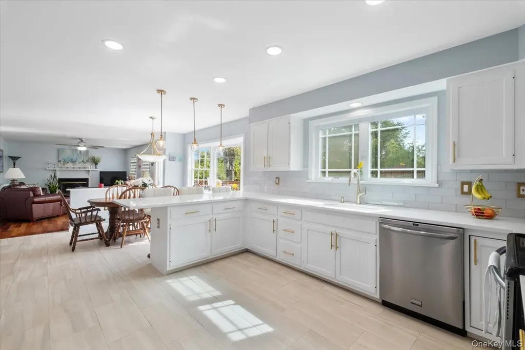 38 Somerset Drive Patterson NY 12563