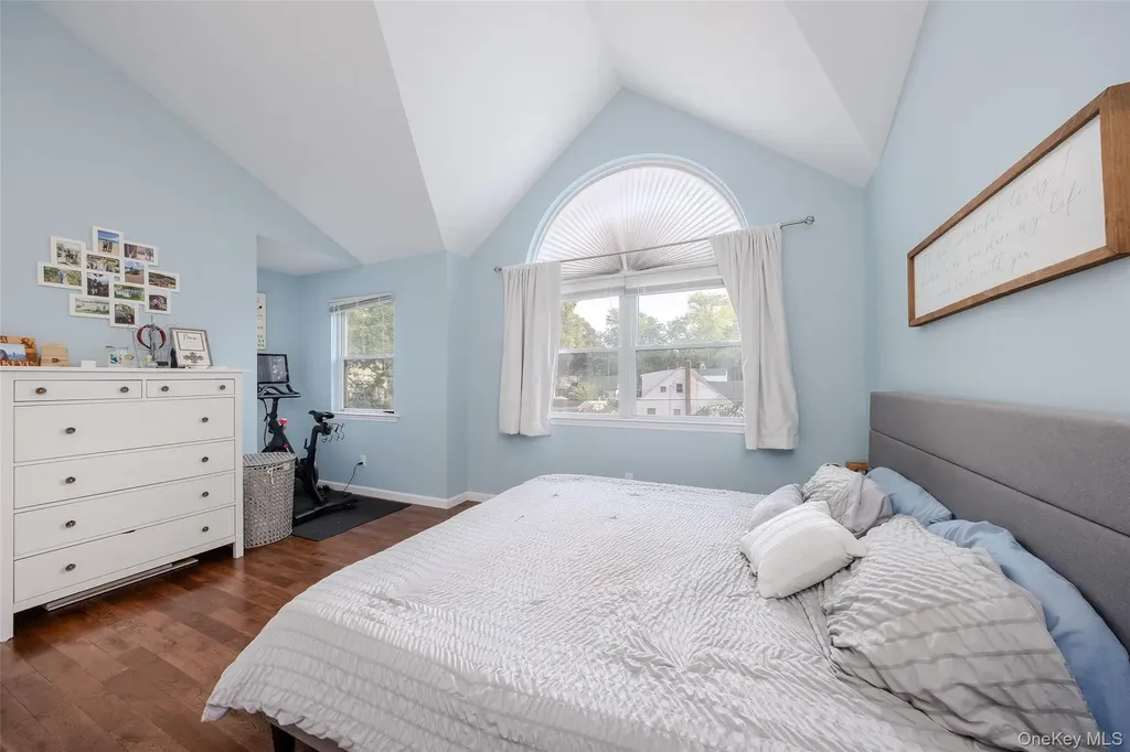 5 Baker Road Mastic Beach NY 11951