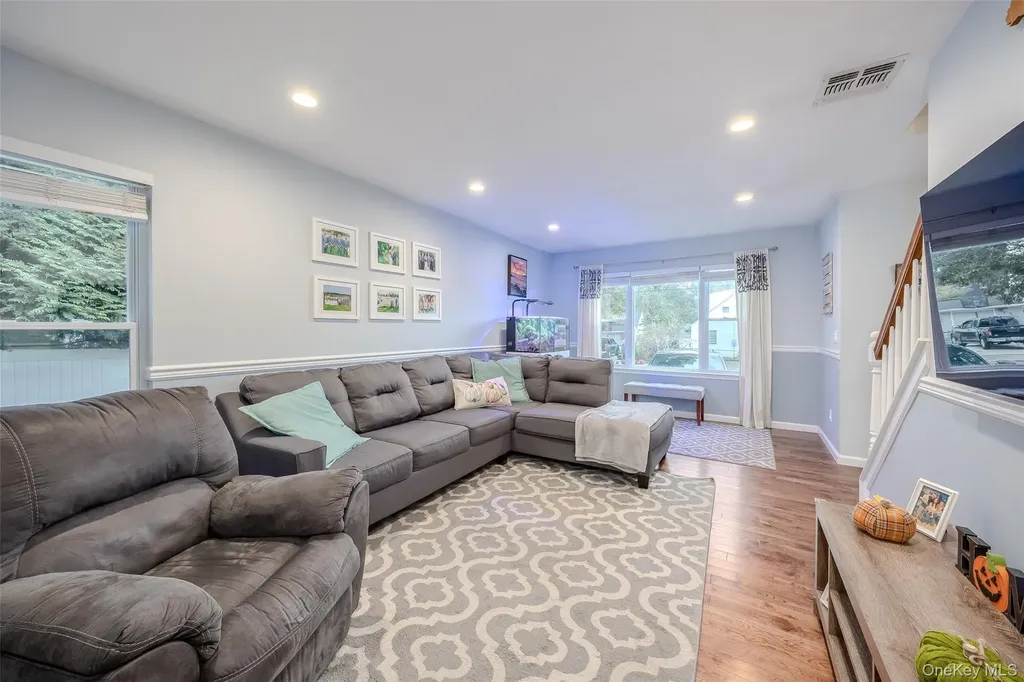 5 Baker Road Mastic Beach NY 11951