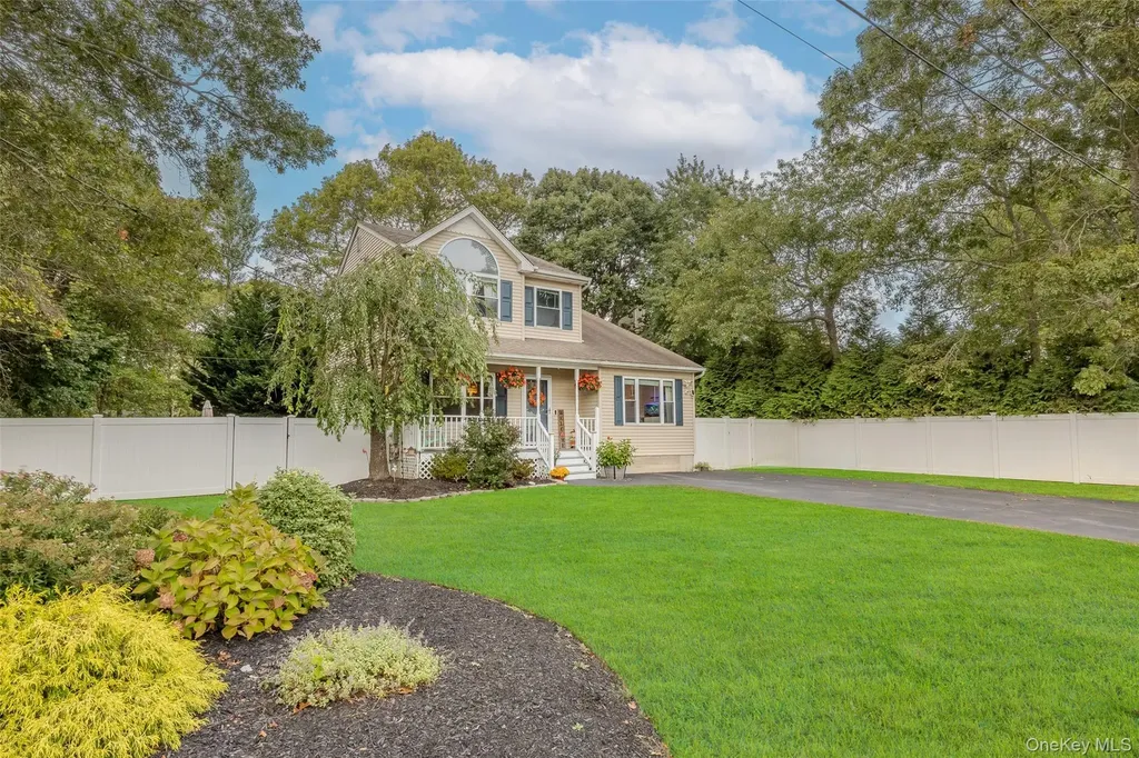 5 Baker Road Mastic Beach NY 11951