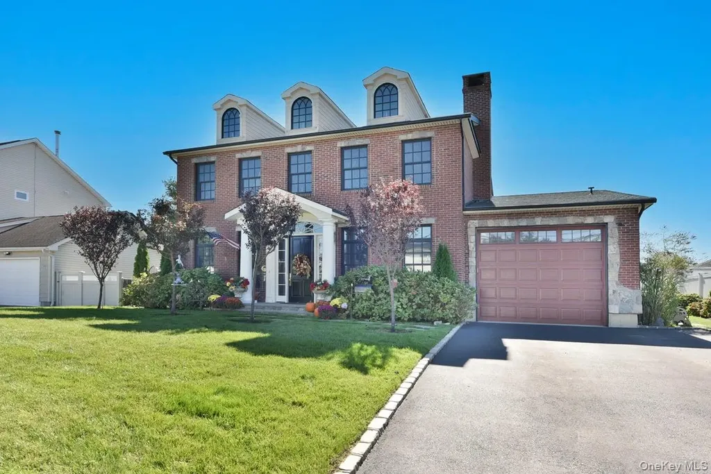 1974 Monroe Avenue North Bellmore NY 11710