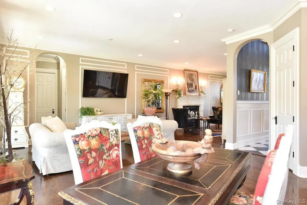 1974 Monroe Avenue North Bellmore NY 11710