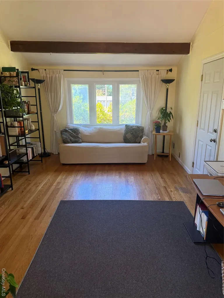 18 Adams Road Ossining NY 10562