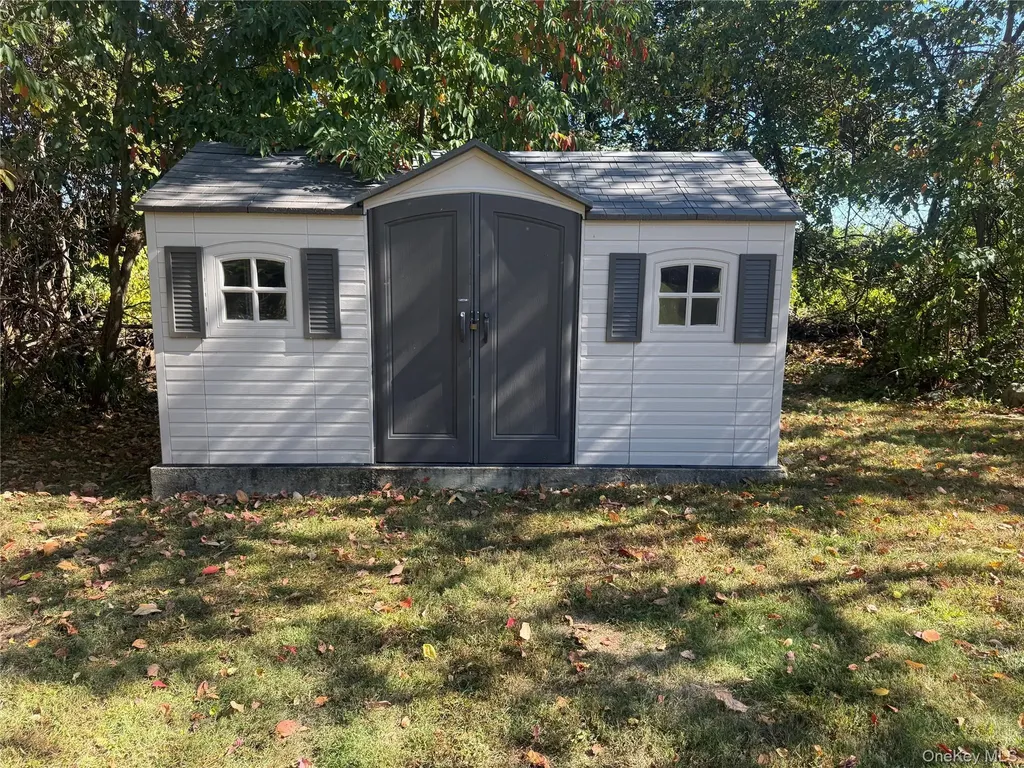 18 Adams Road Ossining NY 10562