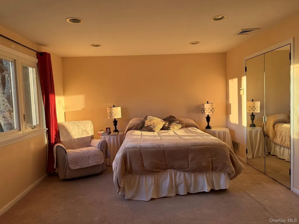 18 Adams Road Ossining NY 10562