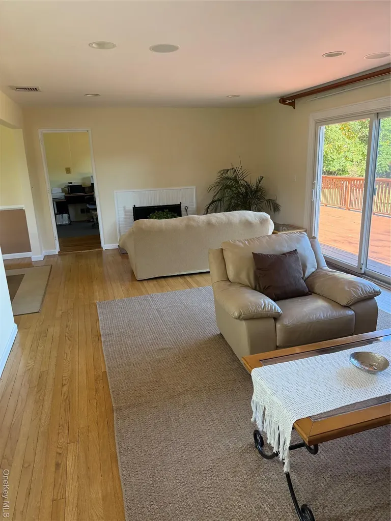 18 Adams Road Ossining NY 10562