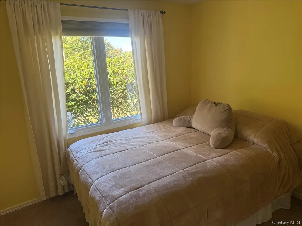18 Adams Road Ossining NY 10562