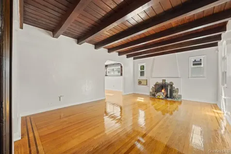 9 Fairway Street Mount Vernon NY 10552