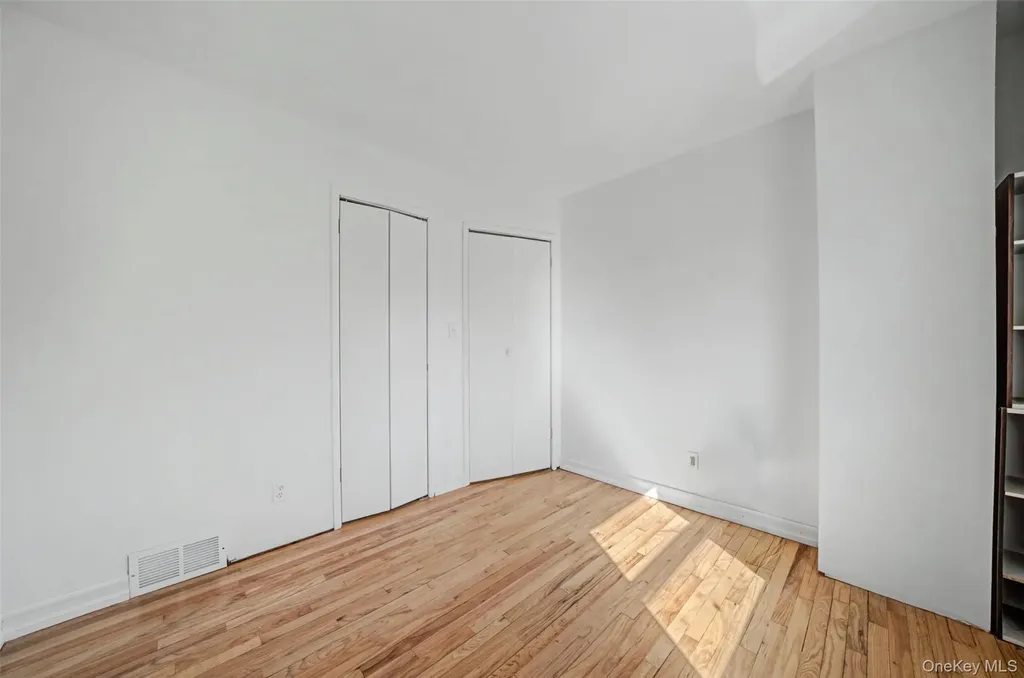 19 Ann Place Monroe NY 10950