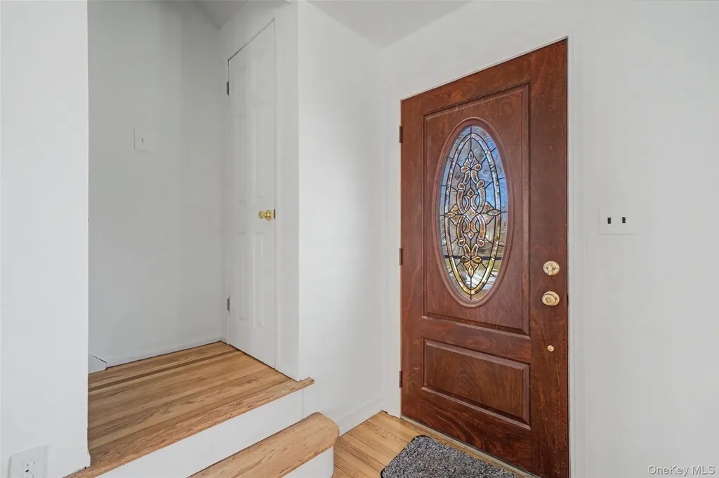 19 Ann Place Monroe NY 10950