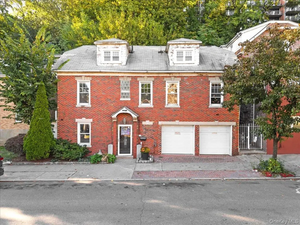 3607 Irwin Avenue Bronx NY 10463
