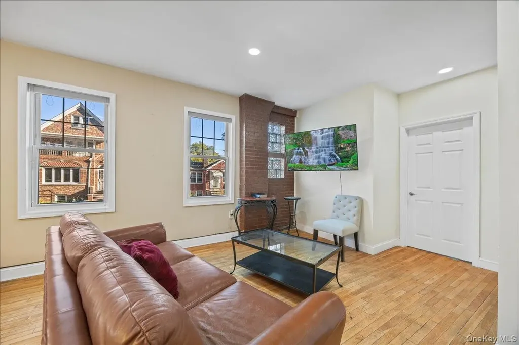 3607 Irwin Avenue Bronx NY 10463