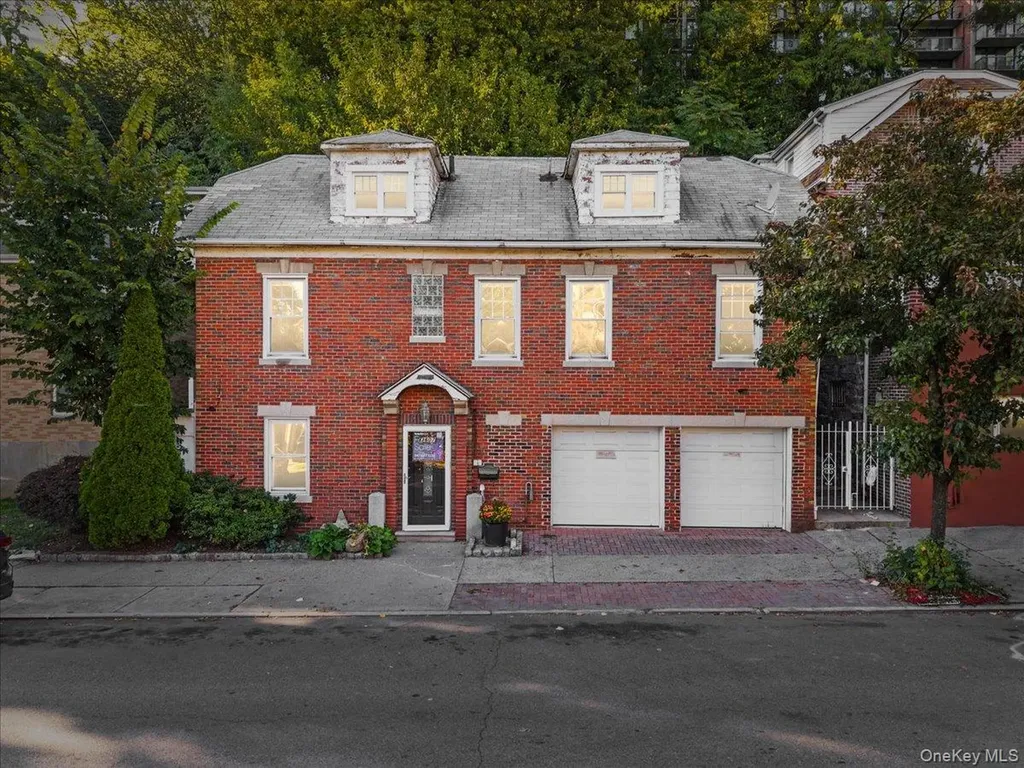 3607 Irwin Avenue Bronx NY 10463