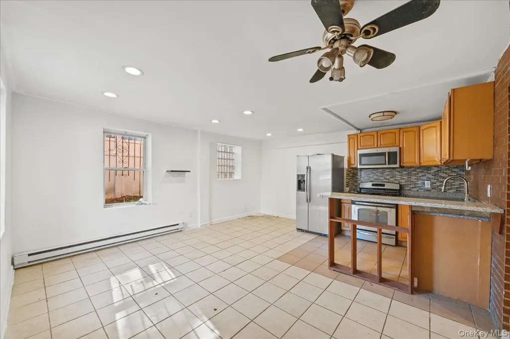 3607 Irwin Avenue Bronx NY 10463