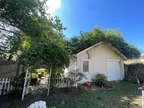 204 Howell Street Bellmore NY 11710