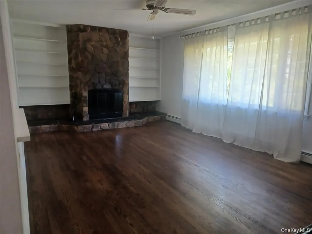 2 E Willow Tree Road Spring Valley NY 10977