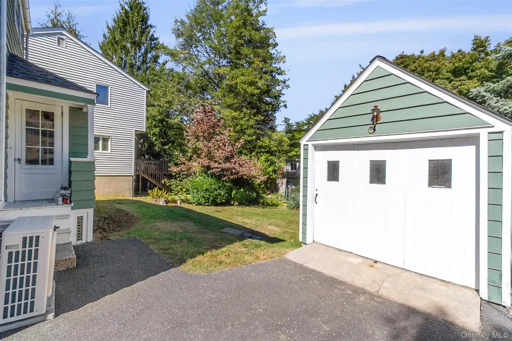 15 Davis Avenue Valhalla NY 10595