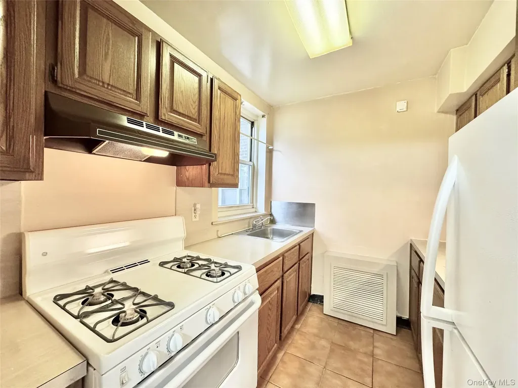 35-40 Clearview Expressway Bayside NY 11361