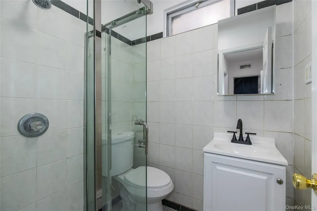 5814 58th Avenue Maspeth NY 11378