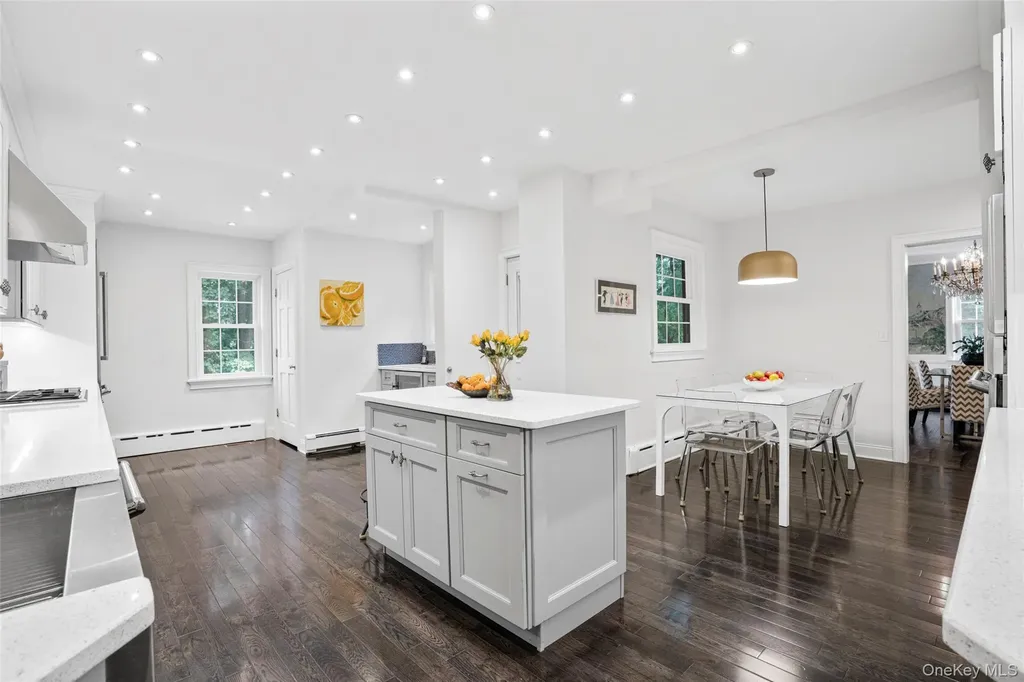 83 Fenimore Road New Rochelle NY 10804