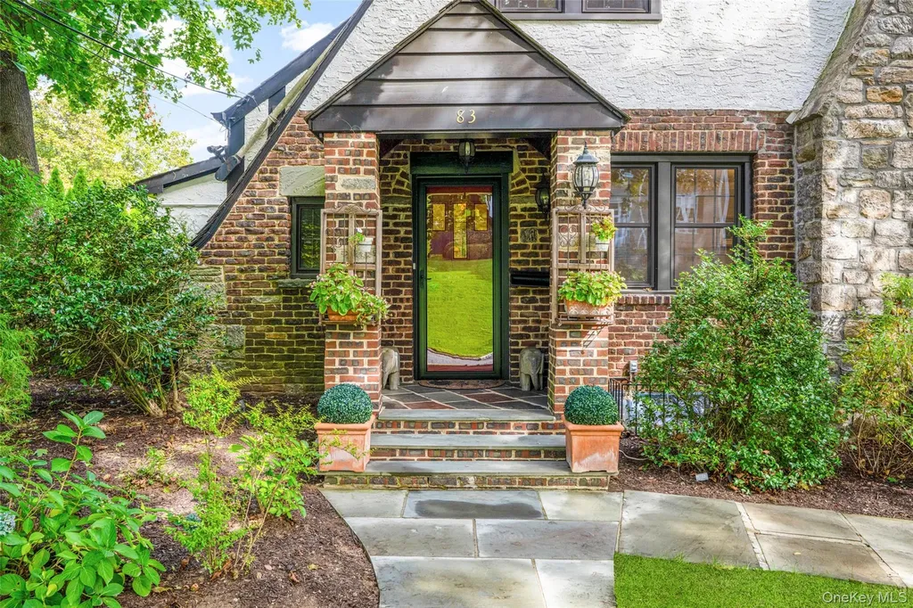 83 Fenimore Road New Rochelle NY 10804