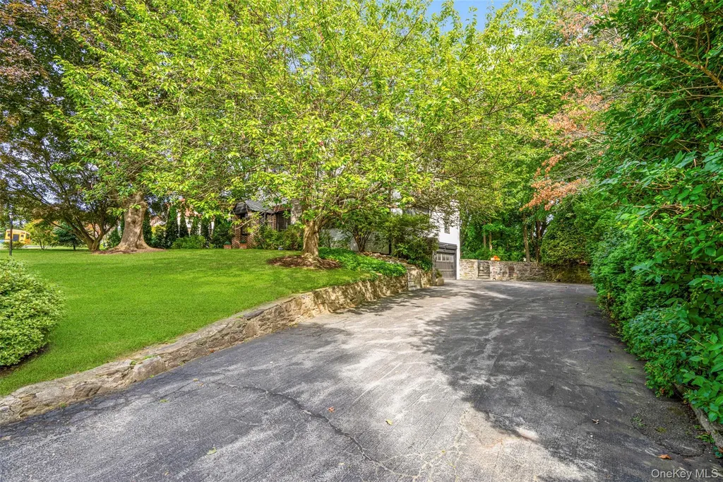83 Fenimore Road New Rochelle NY 10804
