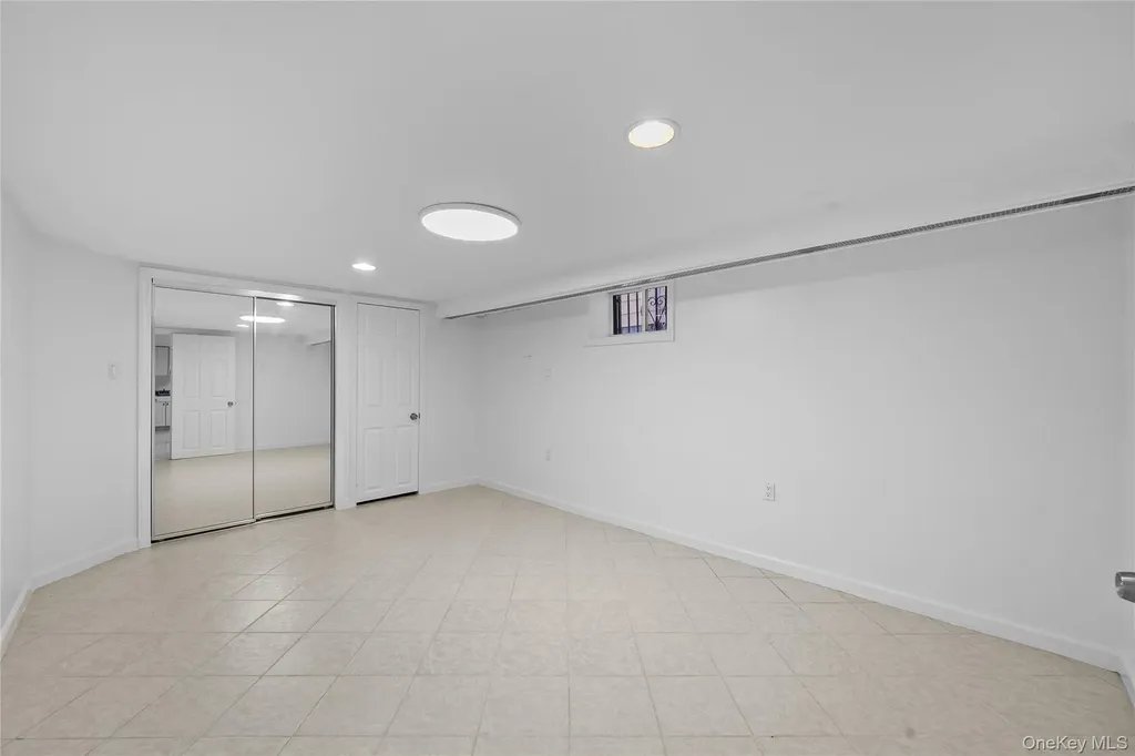 266 E 37th Street Brooklyn NY 11203