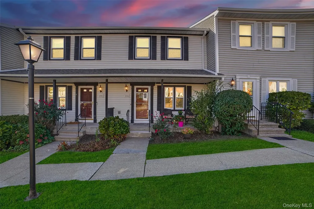 204 Mallard Way Peekskill NY 10566