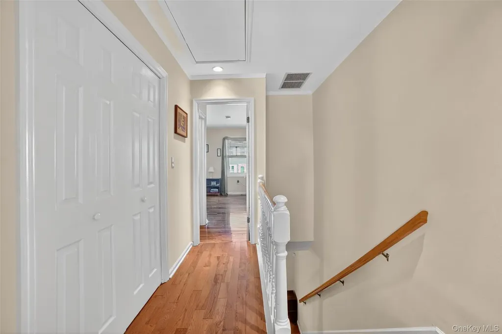 204 Mallard Way Peekskill NY 10566