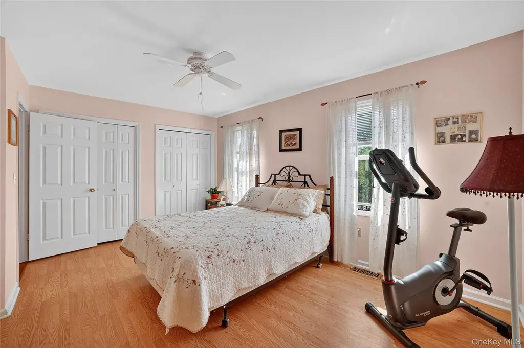 204 Mallard Way Peekskill NY 10566