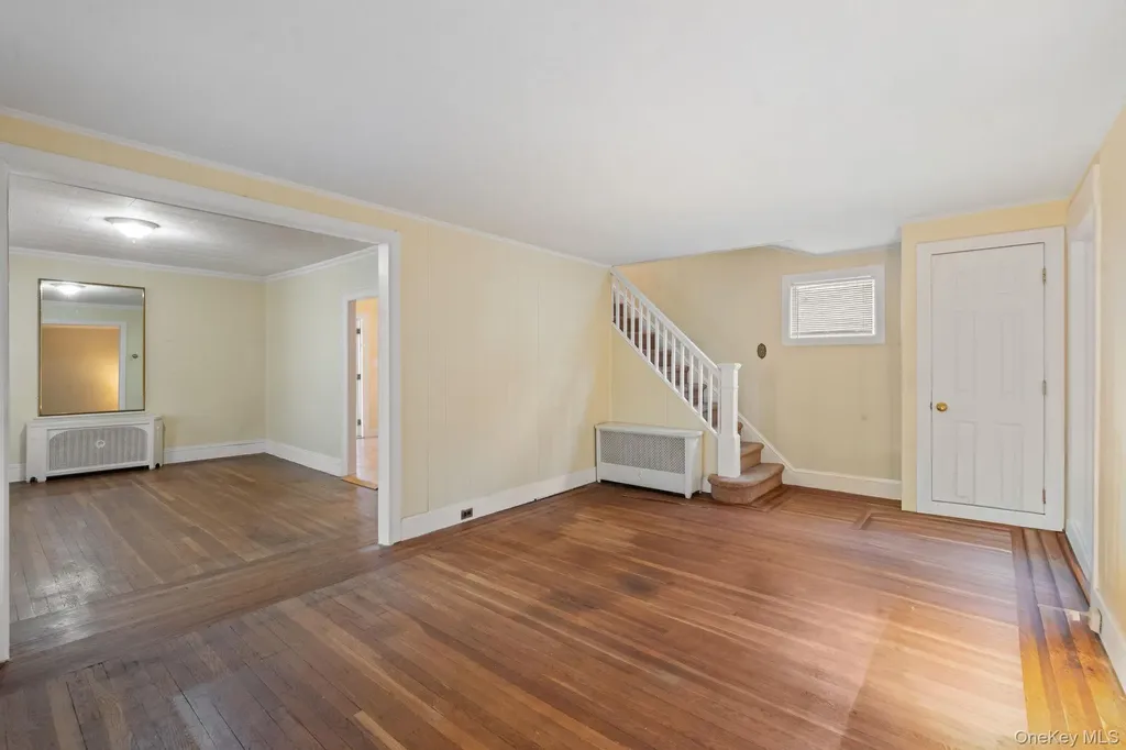 43-52 169 Street Flushing NY 11358