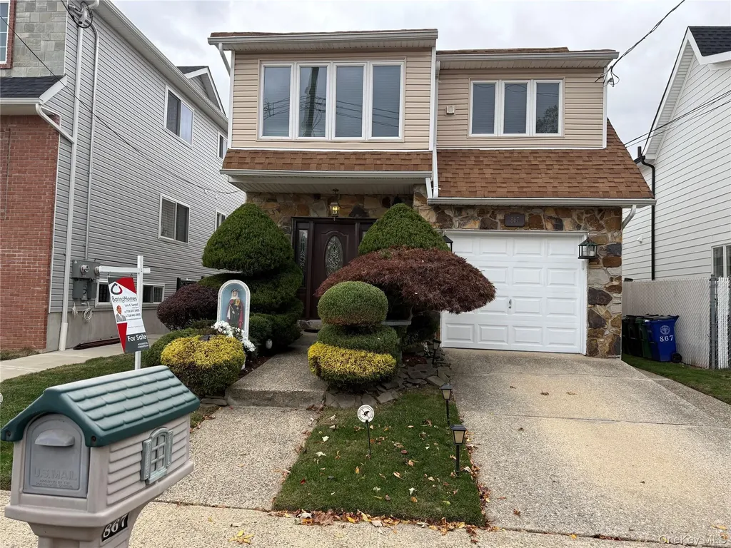 867 Sinclair Avenue Staten Island NY 10309