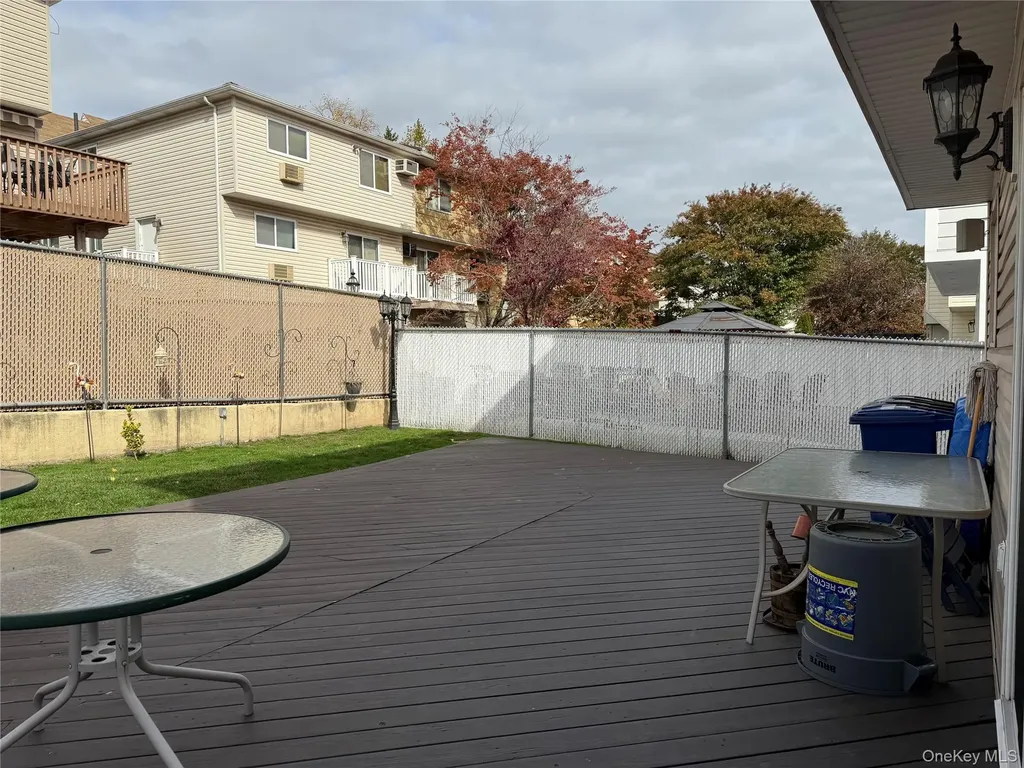 867 Sinclair Avenue Staten Island NY 10309