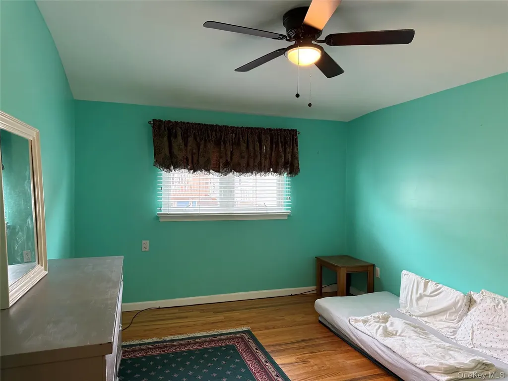 867 Sinclair Avenue Staten Island NY 10309