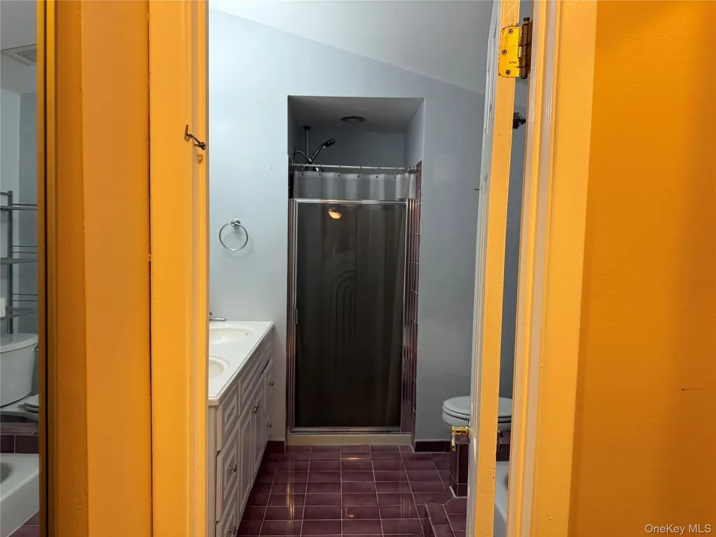 867 Sinclair Avenue Staten Island NY 10309