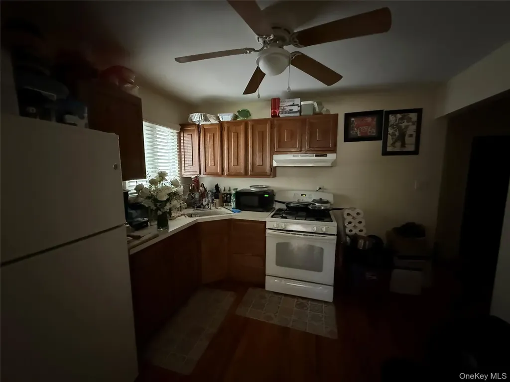 867 Sinclair Avenue Staten Island NY 10309