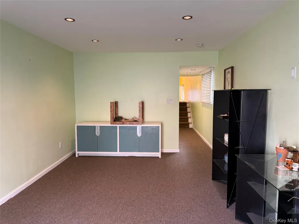 867 Sinclair Avenue Staten Island NY 10309