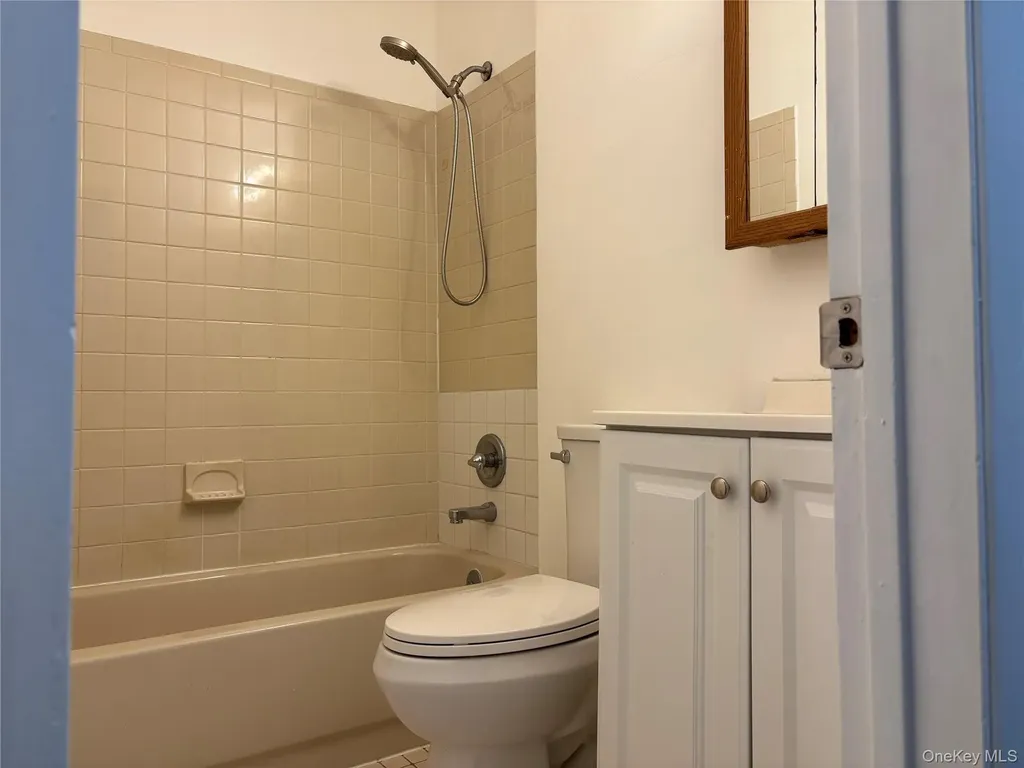679A Meadow Road Smithtown NY 11787
