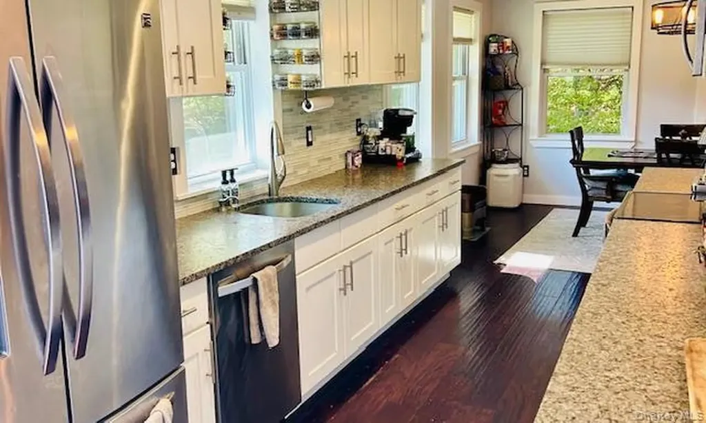 32 Greentree Drive N Hyde Park NY 12538