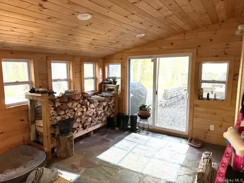 32 Greentree Drive N Hyde Park NY 12538