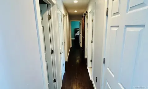 32 Greentree Drive N Hyde Park NY 12538