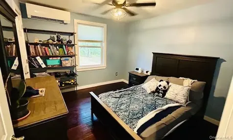 32 Greentree Drive N Hyde Park NY 12538