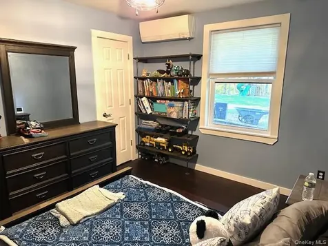 32 Greentree Drive N Hyde Park NY 12538