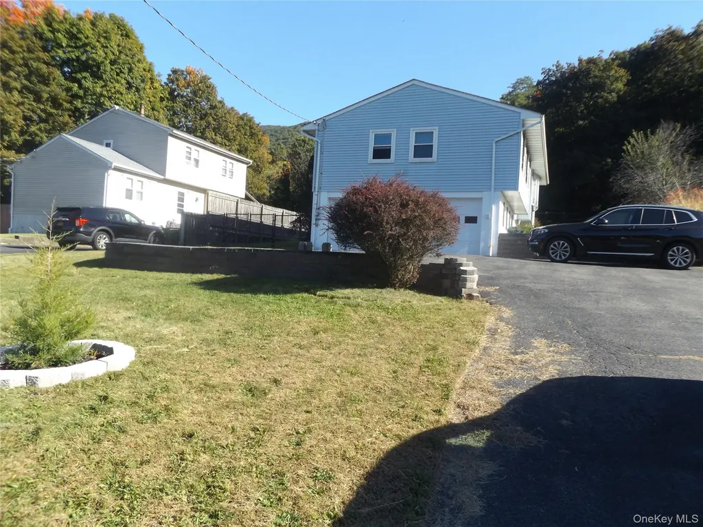 32 Willow Road Beacon NY 12508
